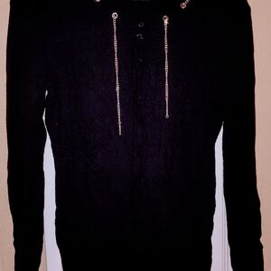 Women's Black Top Size Small. 7th Avenue Design Studio New York & Company.